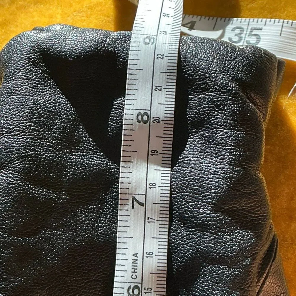 Vintage Fownes Black Leather Thinsulate Gloves Women’s Size 7 Made in Philippine